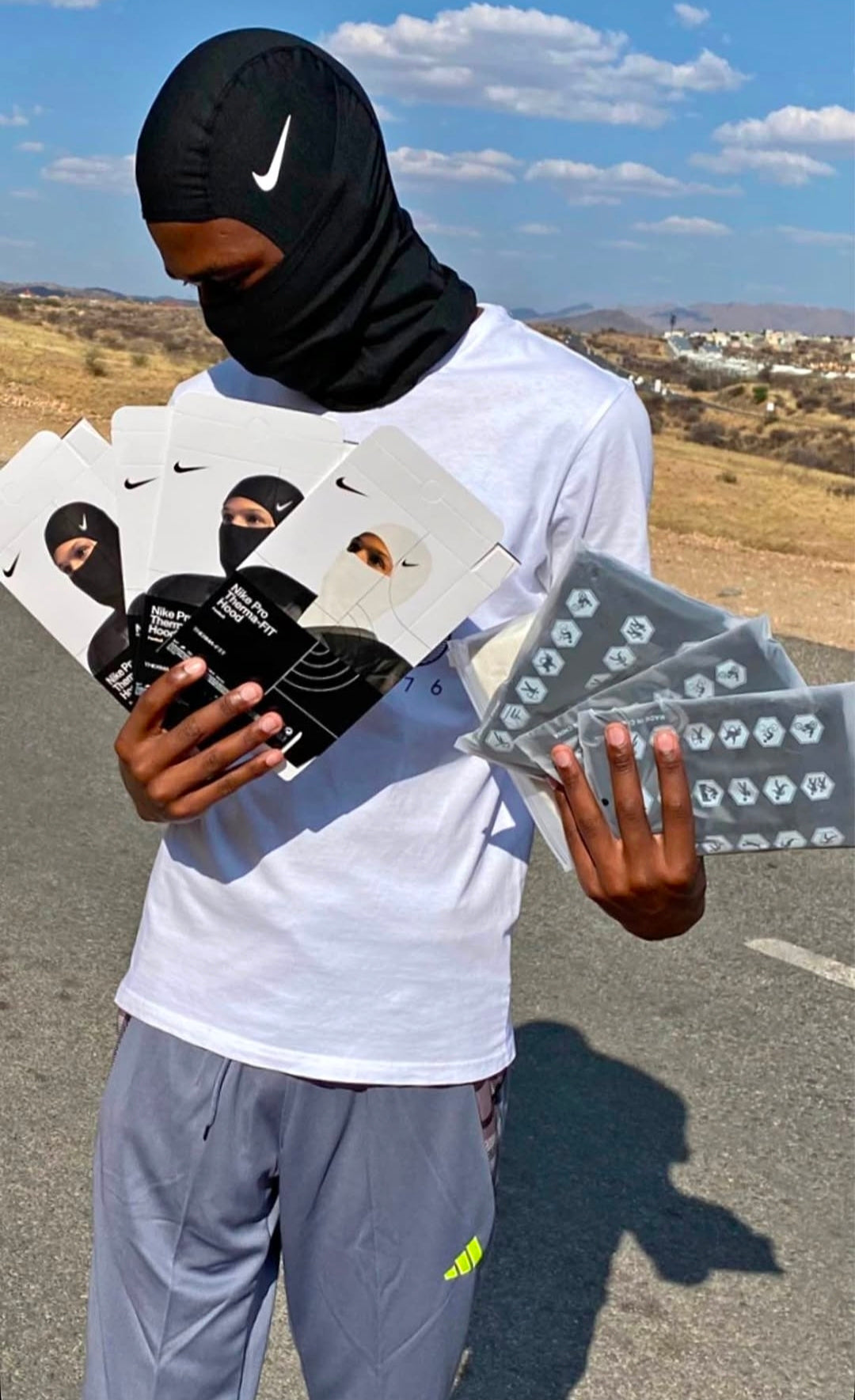 Ski mask